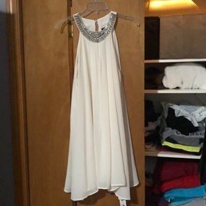 Great summer dress super flowy and fun! Tag on